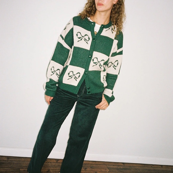 Lisa Says Gah Sweaters - Lisa Says Gah Lauda bow cardigan in green